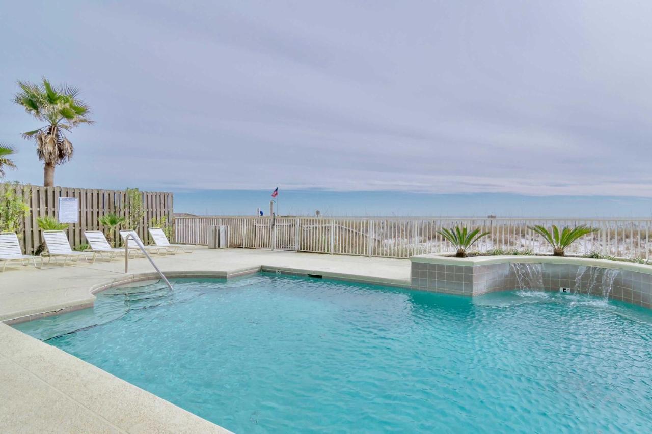 Beachfront Gulf Shores Condo With Pool 외부 사진